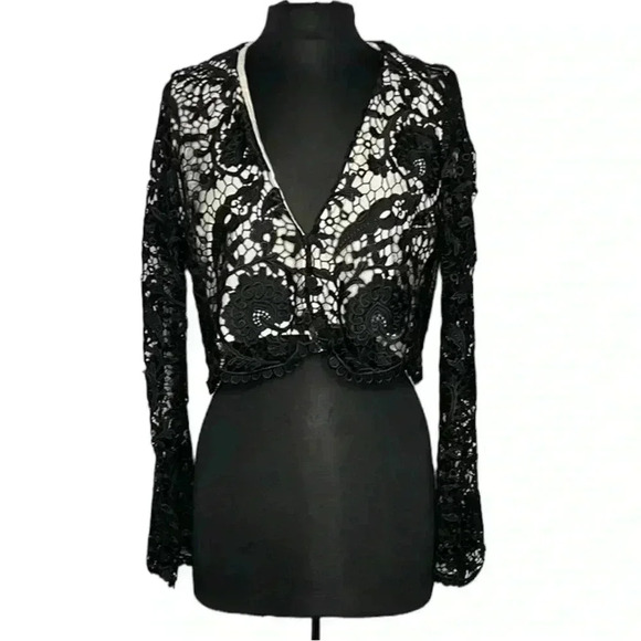 Stone Cold Fox Lace Lined Cropped Button Front Jacket Size 3 or Small - Picture 1 of 7